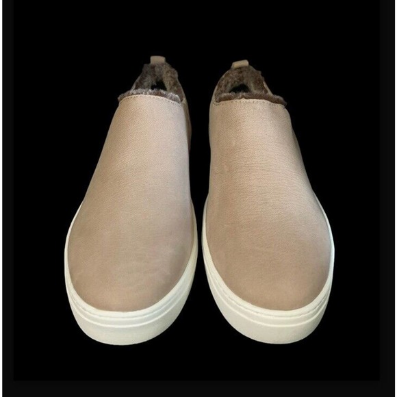 NATURALIZER Women’s CYPRESS Faux Fur Slip On Sneakers OATMEAL Size 10M NIB - Picture 3 of 9